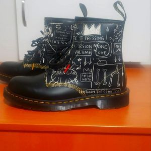 Dr Martens x Basquiat Collectio